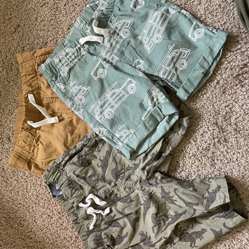 Bundle of 5T Boys Shorts!